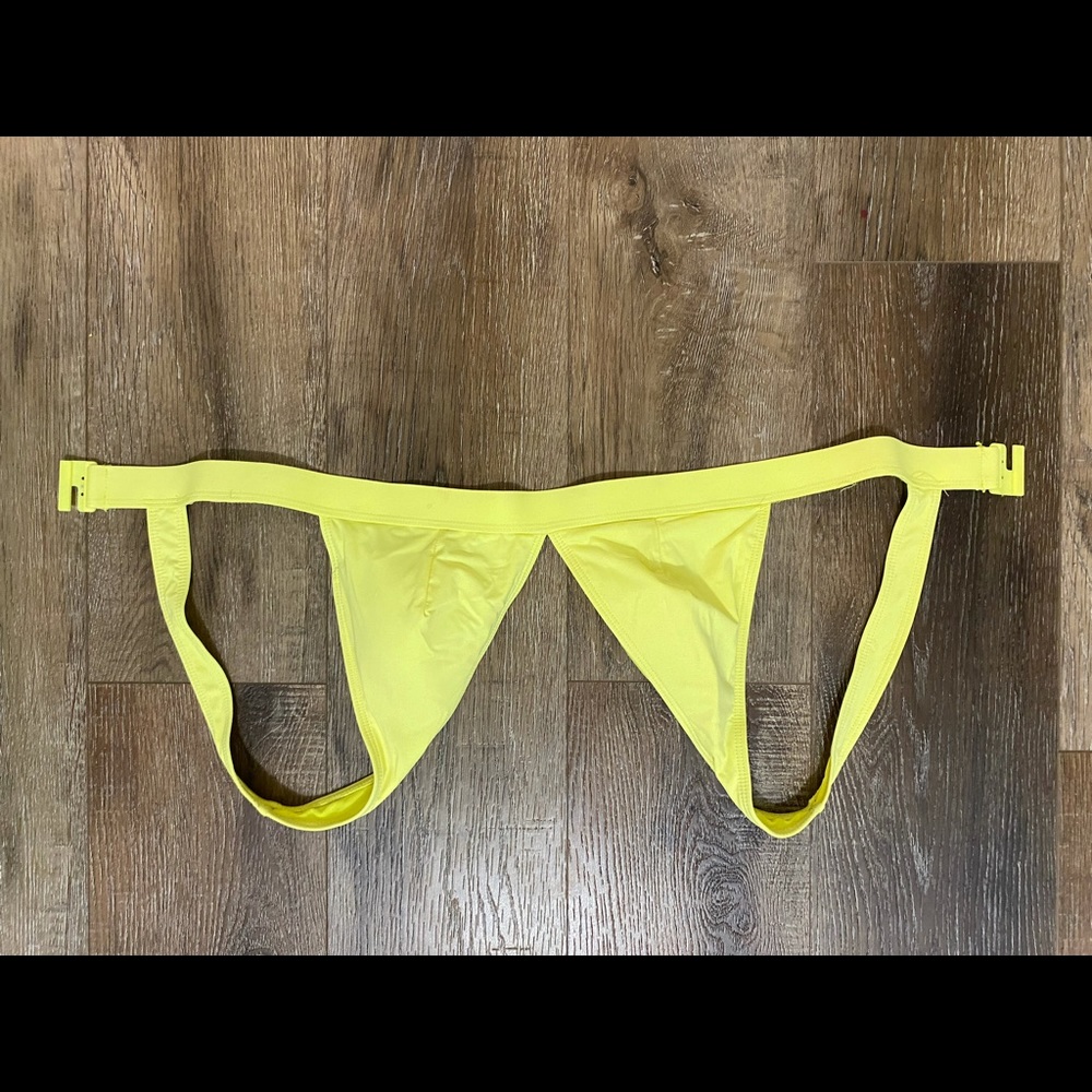 Pink Lily Bikini Top